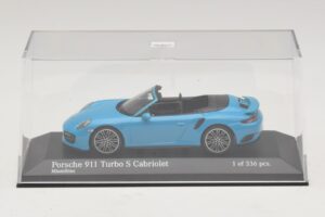 Porsche 911 991.1 Turbo S Cabriolet Blau Minichamps 1:43 410067182 Metall – Bild 4 von 5