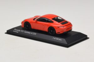 Porsche 911 991.2 Carrera 4 GTS Orange Minichamps 1:43 410067321 Metall – Bild 3 von 5