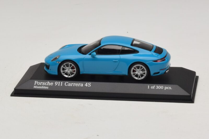 Porsche 911 991.2 Carrera 4S Blau Minichamps 1:43 410067242 Metall