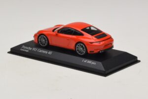Porsche 911 991.2 Carrera 4S Orange Minichamps 1:43 410067241 Metall – Bild 3 von 5