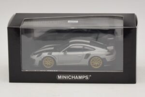 Porsche 911 991.2 GT2 RS Weissach Package Chalk Minichamps 1:43 410067220 Metall – Bild 5 von 5