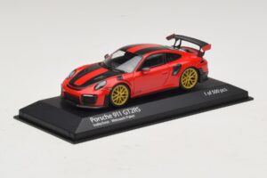 Porsche 911 991.2 GT2 RS Weissach Package Rot Minichamps 1:43 410067221 Metall – Bild 2 von 5