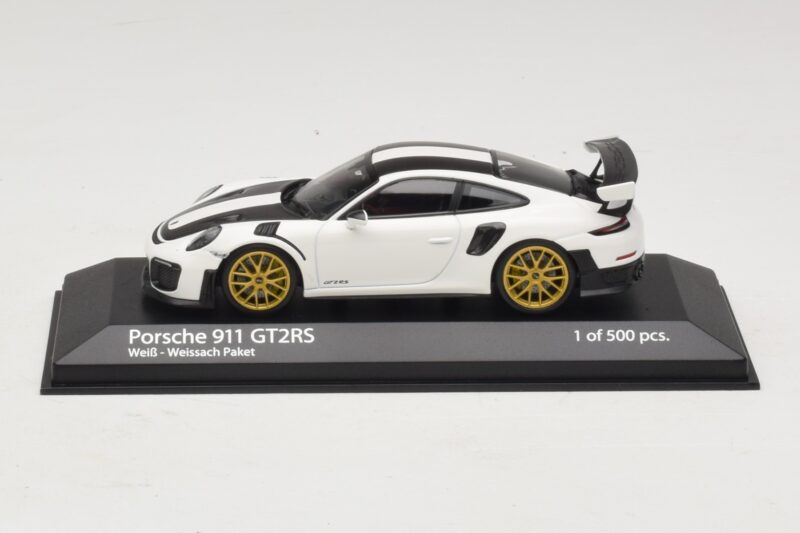 Porsche 911 991.2 GT2 RS Weissach Package Weiss Minichamps 1:43 410067222 Metall