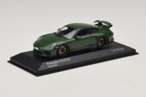 Porsche 911 991.2 GT3 Grün Minichamps 1:43 410066028 Metall – Bild 2 von 5