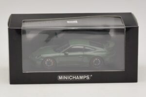 Porsche 911 991.2 GT3 Grün Minichamps 1:43 410066028 Metall – Bild 5 von 5