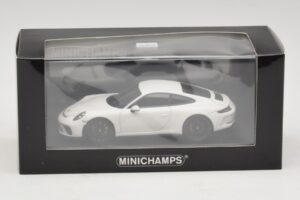 Porsche 911 991.2 GT3 Touring Weiss Minichamps 1:43 410067420 Metall – Bild 5 von 5