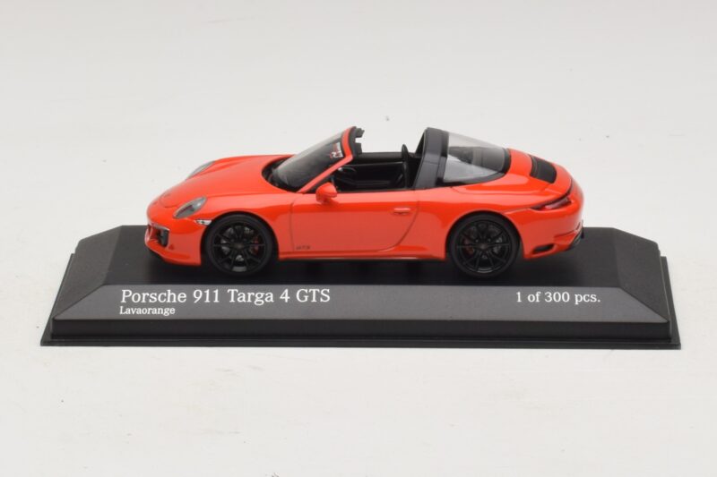 Porsche 911 991 Targa 4 GTS Orange Minichamps 1:43 410067341 Metall
