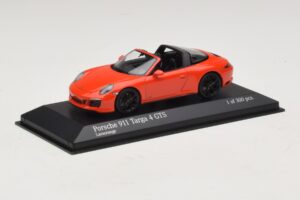 Porsche 911 991 Targa 4 GTS Orange Minichamps 1:43 410067341 Metall – Bild 2 von 5