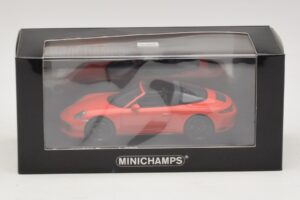 Porsche 911 991 Targa 4 GTS Orange Minichamps 1:43 410067341 Metall – Bild 5 von 5