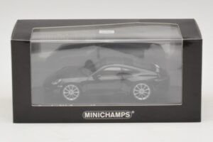 Porsche 911 992 Carrera 4S Schwarz Metallic Minichamps 1:43 410069320 Metall – Bild 5 von 5