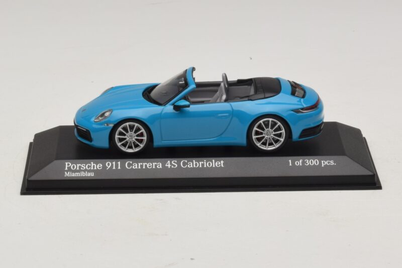 Porsche 911 992 Carrera 4S Cabriolet Blau Minichamps 1:43 Porsche 911 992 Carrera 4S Cabriolet Blau Minichamps 1:43 410069332 Metall