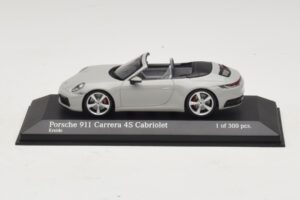 Porsche 911 992 Carrera 4S Cabriolet Grau Minichamps 1:43 410069331 Metall