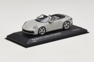 Porsche 911 992 Carrera 4S Cabriolet Grau Minichamps 1:43 410069331 Metall – Bild 2 von 5