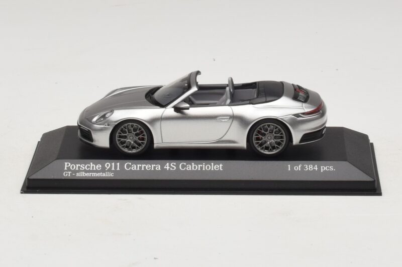 Porsche 911 992 Carrera 4S Cabriolet Silber Minichamps 1:43 410069330 Metall