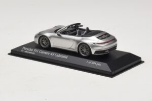 Porsche 911 992 Carrera 4S Cabriolet Silber Minichamps 1:43 410069330 Metall – Bild 3 von 5
