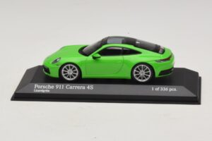 Porsche 911 992 Carrera 4S Grün Minichamps 1:43 410069322 Metall