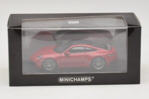 Porsche 911 992 Carrera 4S Rot Minichamps 1:43 410069321 Metall – Bild 5 von 5