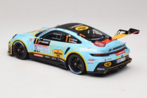 Porsche 911 992 Rally GT #1 C. Cherain / D. Withers Rallye de Wallonie 2025 IXO 1:18 18RMC254 Metall – Bild 5 von 6