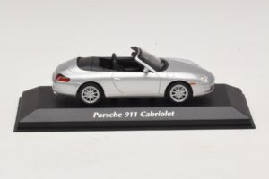 Porsche 911 996 Cabriolet Silber Maxichamps 1:43 940061031 Metall