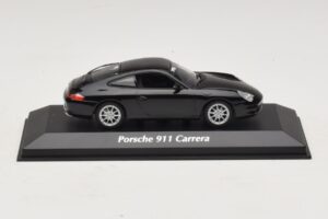 Porsche 911 996 Carrera Schwarz Maxichamps 1:43 940061020 Metall