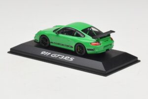 Porsche 911 997 GT3 RS Grün Minichamps 1:43 403066011 Metall – Bild 3 von 5