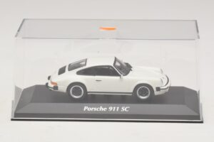 Porsche 911 SC Weiss Maxichamps 1:43 940062020 Metall – Bild 4 von 5