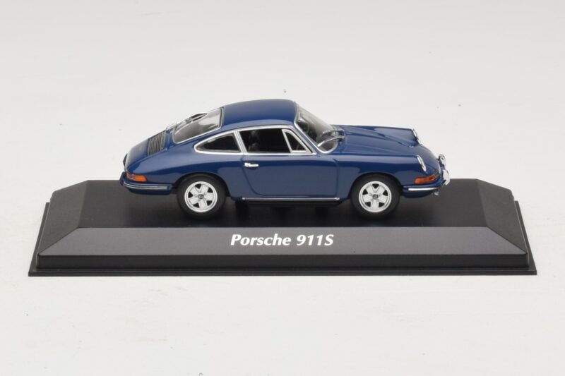 Porsche 911S Blau Maxichamps 1:43 Porsche 911S Blau Maxichamps 1:43 940067121 Metall