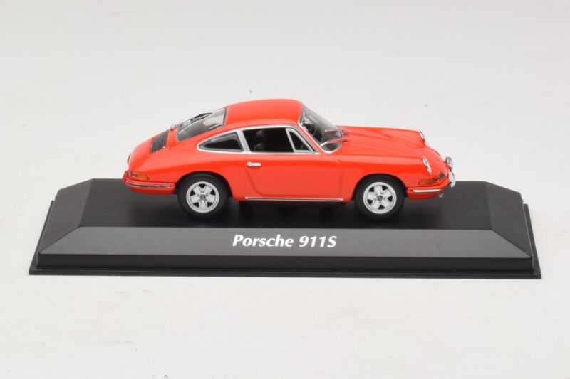 Porsche 911S Orange Maxichamps 1:43 940067120 Metall