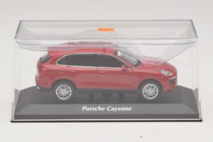 Porsche Cayenne 958 Rot Maxichamps 1:43 940063200 Metall – Bild 4 von 5