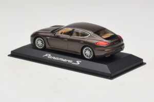 Porsche Panamera 970 S Braun Metallic Minichamps 1:43 WAP0203400E Metall – Bild 3 von 5