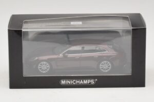 Porsche Panamera 971 Sport Turismo 4S Rot Minichamps 1:43 410066110 Metall – Bild 5 von 5