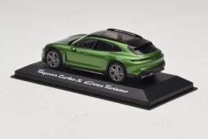 Porsche Taycan Turbo S Cross Turismo Grün Minichamps 1:43 WAP0207830M003 Metall – Bild 3 von 5