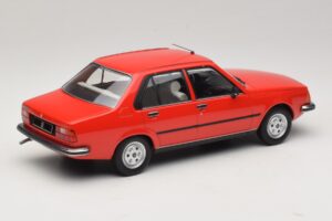 Renault 18 Rot MCG 1:18 MCG18595 Metall – Bild 2 von 6