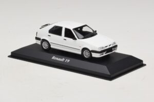 Renault 19 Weiss Maxichamps 1:43 940113700 Metall – Bild 3 von 5