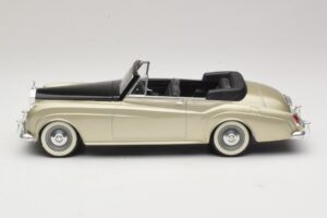 Rolls-Royce Silver Cloud II Silber Solido 1:18 8006 Metall – Bild 3 von 6