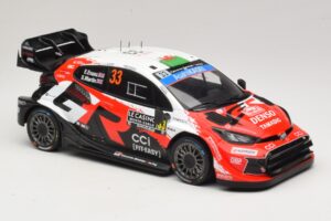 Toyota GR Yaris Rally1 #33 E. Evans / S. Martin Rally Monte Carlo 2026 IXO 1:18 18RMC269B Metall – Bild 4 von 6