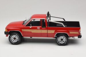 Toyota Hilux N50 Xtra Cab 4x4 Rot KK-Scale 1:18 KKDC181562 Metall – Bild 3 von 6