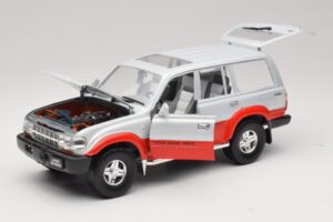 Toyota Land Cruiser J80 Silber Rot Road Legends 1:18 92098 Metall – Bild 2 von 8