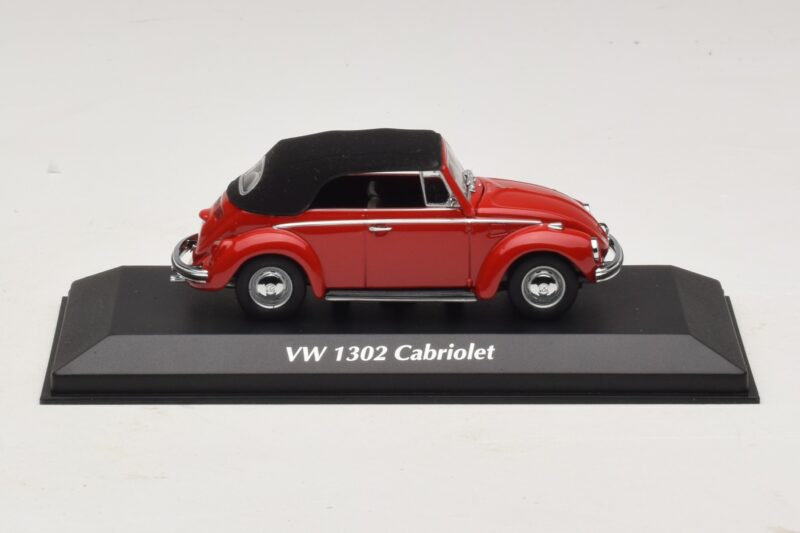Volkswagen 1302 Cabriolet Rot Maxichamps 1:43 Volkswagen 1302 Cabriolet Rot Maxichamps 1:43 940055031 Metall