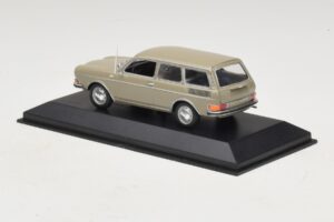 Volkswagen 411 LE Variant Savanna Beige Minichamps 1:43 400051114 Metall – Bild 3 von 5