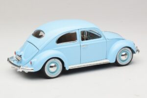Volkswagen Käfer Blau Bburago 1:18 3381 Metall – Bild 3 von 8