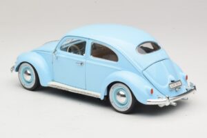 Volkswagen Käfer Blau Bburago 1:18 3381 Metall – Bild 7 von 8
