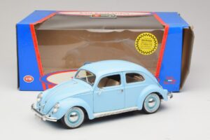 Volkswagen Käfer Blau Bburago 1:18 3381 Metall – Bild 8 von 8