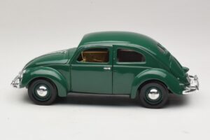 Volkswagen Käfer Grün Maisto 1:18 32820 Metall – Bild 4 von 8