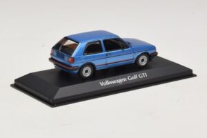 Volkswagen Golf GTI Mk2 Blau Metallic Maxichamps 1:43 940054120 Metall – Bild 2 von 5