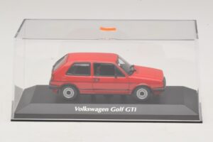 Volkswagen Golf GTI Mk2 Rot Maxichamps 1:43 940054121 Metall – Bild 4 von 5