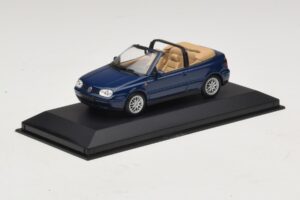 Volkswagen Golf Mk4 Cabriolet Blau Händler-Edition Minichamps 1:43 GOLF005 Metall – Bild 2 von 5