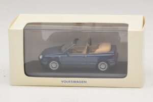 Volkswagen Golf Mk4 Cabriolet Blau Händler-Edition Minichamps 1:43 GOLF005 Metall – Bild 5 von 5