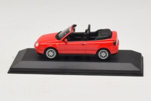 Volkswagen Golf Mk4 Cabriolet Rot Händler-Edition Minichamps 1:43 GOLF006 Metall