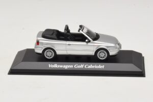 Volkswagen Golf Mk4 Cabriolet Silber Maxichamps 1:43 940058331 Metall